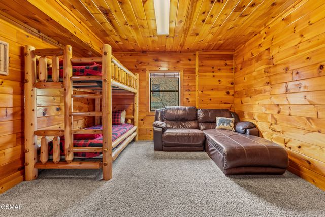 513 Hideaway Ridge Circle, Sevierville, TN 37862