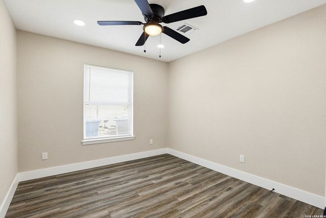 7907 STAGECOACH LN, San Antonio, TX 78227