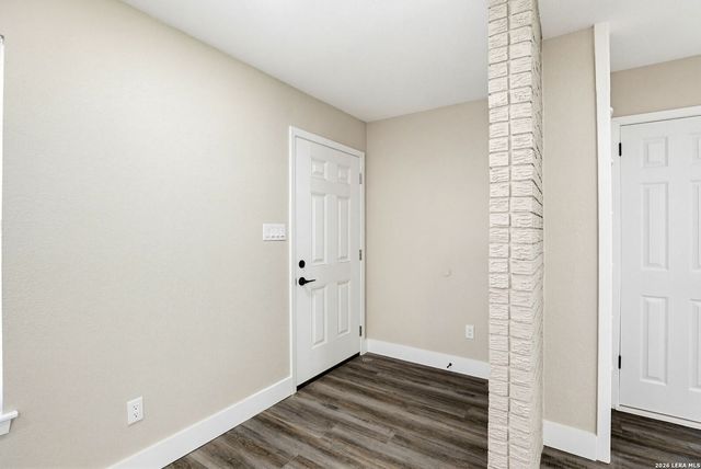 7907 STAGECOACH LN, San Antonio, TX 78227