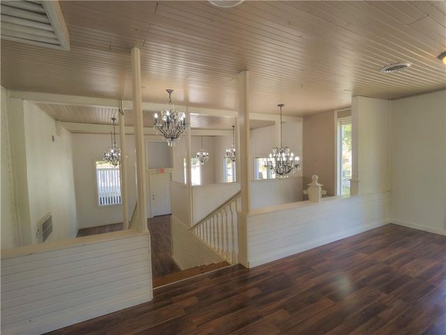 179 Main Street, Eureka Springs, AR 72632