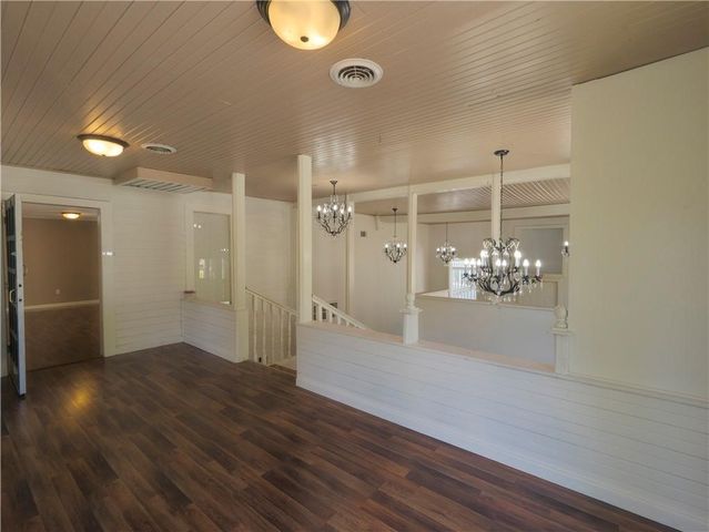 179 Main Street, Eureka Springs, AR 72632