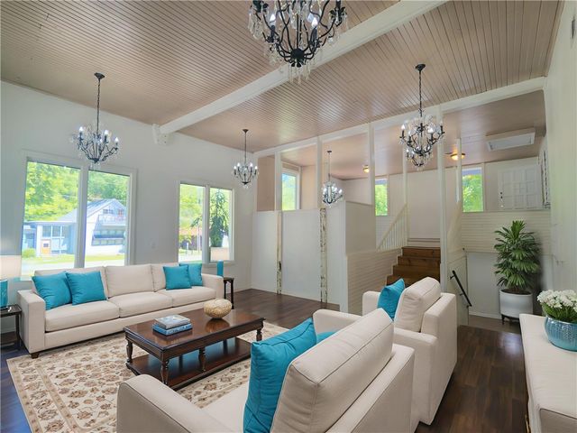 179 Main Street, Eureka Springs, AR 72632