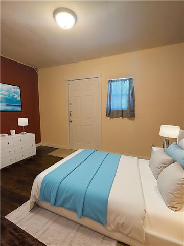 179 Main Street, Eureka Springs, AR 72632