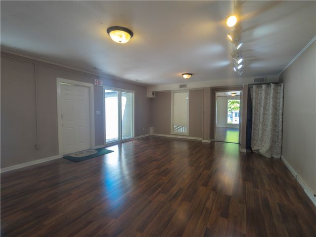 179 Main Street, Eureka Springs, AR 72632