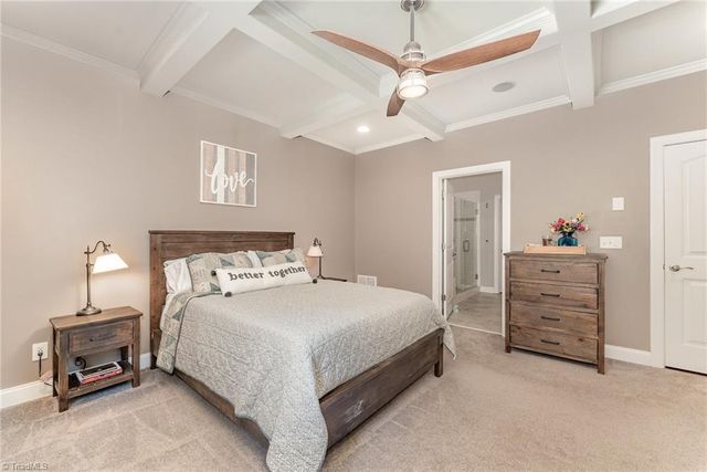 125 Bandelier Court, Clemmons, NC 27012