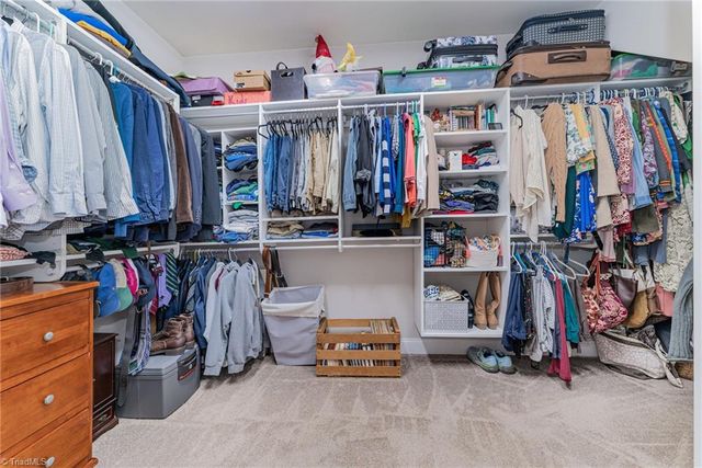 125 Bandelier Court, Clemmons, NC 27012