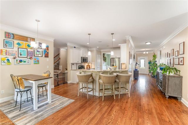 125 Bandelier Court, Clemmons, NC 27012