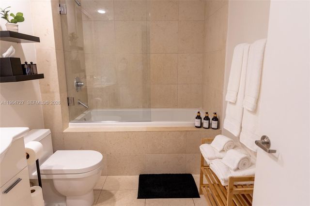 475 Brickell Ave 3510, Miami, FL 33131