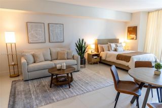 475 Brickell Ave 3510, Miami, FL 33131