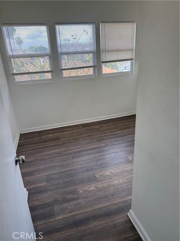 1845 W 12th, Los Angeles, CA 90006