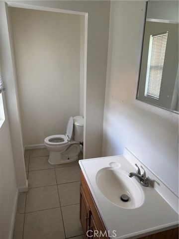 1845 W 12th, Los Angeles, CA 90006