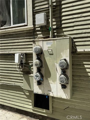 1845 W 12th, Los Angeles, CA 90006