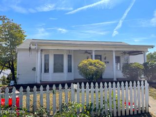 703 Church St, Loudon, TN 37774