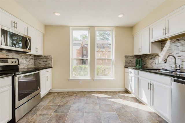 15169 Kimberley Court 42, Houston, TX 77079