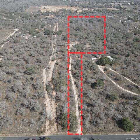 4298 Eichman Rd, Von Ormy, TX 78073