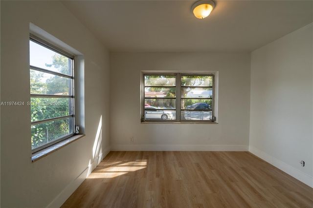 3665 SW 16th St 3665, Miami, FL 33145