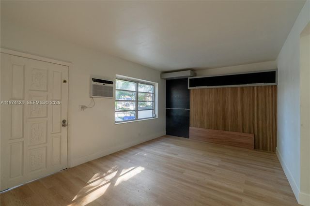 3665 SW 16th St 3665, Miami, FL 33145