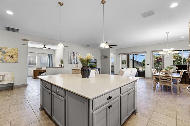 17176 GATHERING PLACE CIRCLE, Clermont, FL 34711