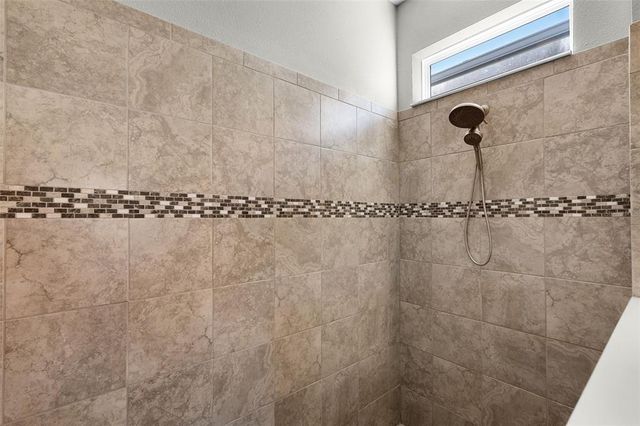 17176 GATHERING PLACE CIRCLE, Clermont, FL 34711