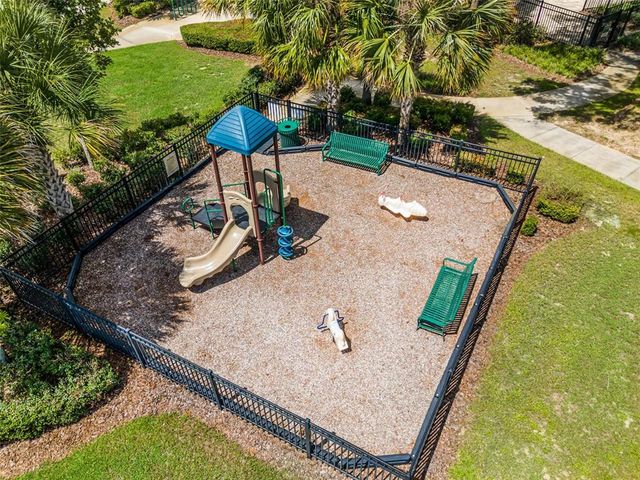 17176 GATHERING PLACE CIRCLE, Clermont, FL 34711