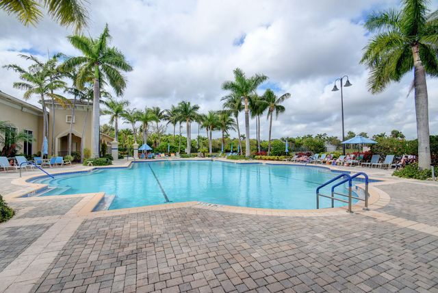 7280 Demedici Circle, Delray Beach, FL 33446