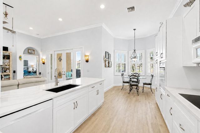 7280 Demedici Circle, Delray Beach, FL 33446