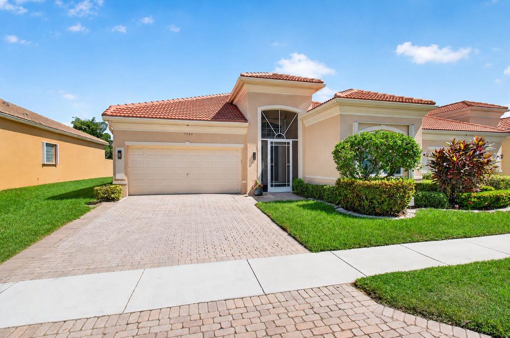 7280 Demedici Circle, Delray Beach, FL 33446