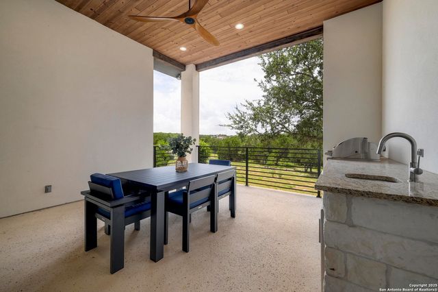 249 FLY LINE TRL, New Braunfels, TX 78132