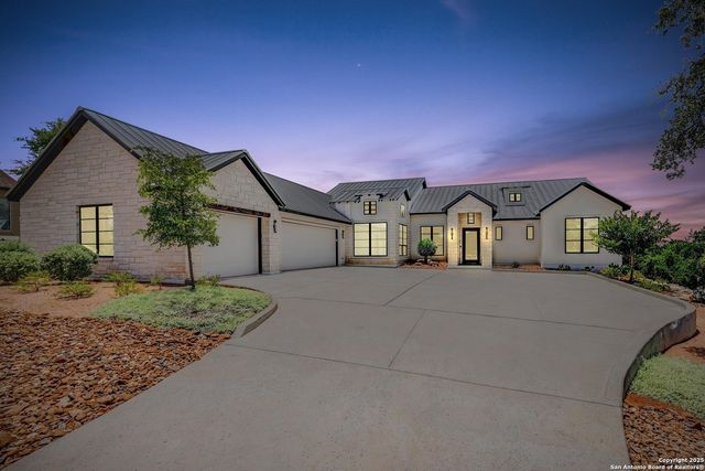 249 FLY LINE TRL, New Braunfels, TX 78132