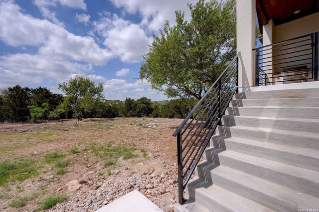 249 FLY LINE TRL, New Braunfels, TX 78132