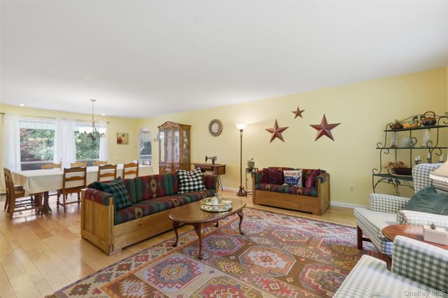 16 Buena Vista Point, Glen Spey, NY 12737