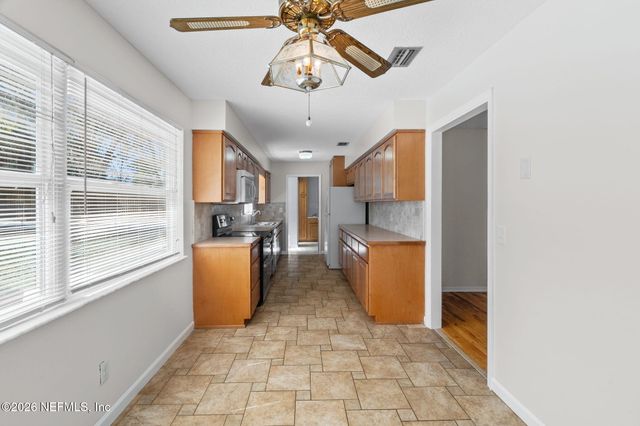 2127 FOXWOOD Drive, Orange Park, FL 32073