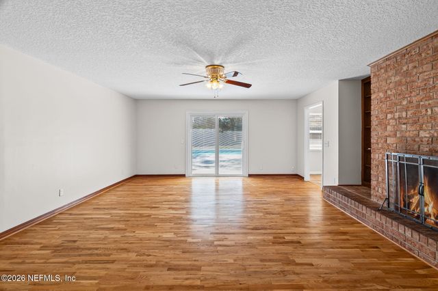 2127 FOXWOOD Drive, Orange Park, FL 32073