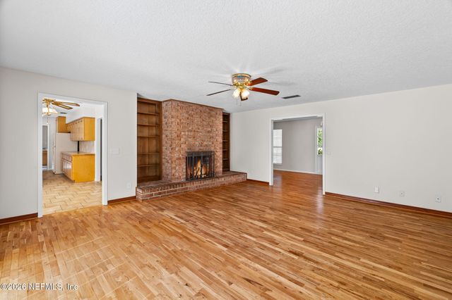 2127 FOXWOOD Drive, Orange Park, FL 32073