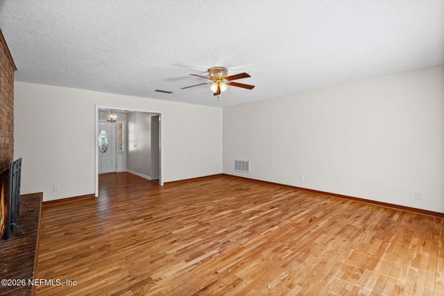 2127 FOXWOOD Drive, Orange Park, FL 32073