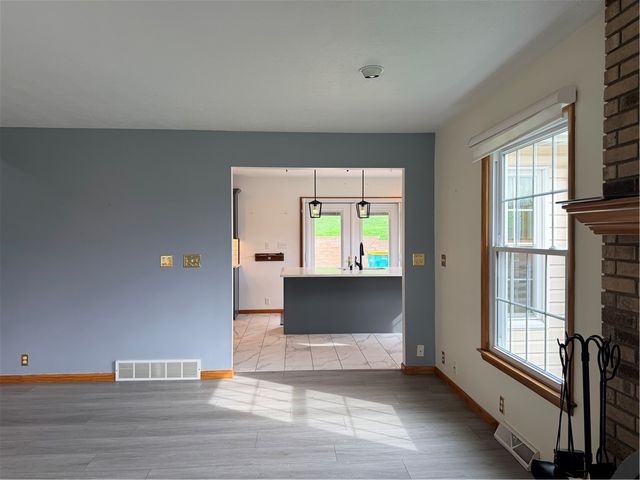119 Chambers Ln, North Strabane, PA 15317