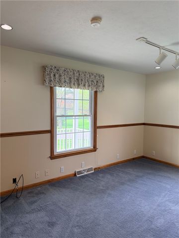 119 Chambers Ln, North Strabane, PA 15317