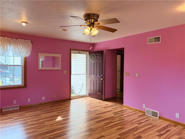 119 Chambers Ln, North Strabane, PA 15317