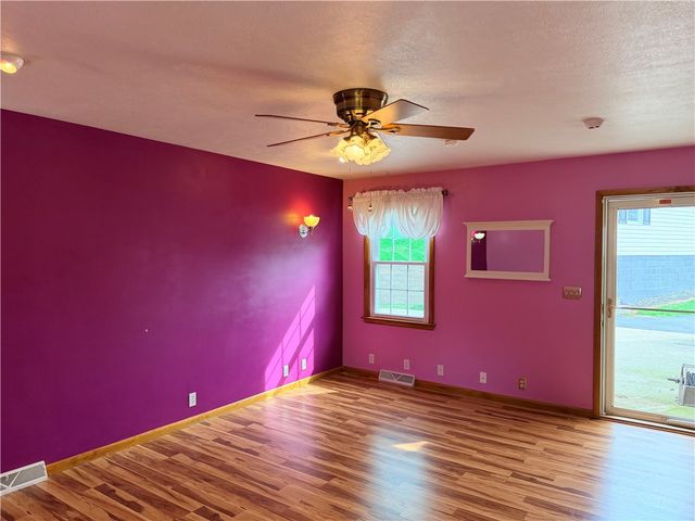 119 Chambers Ln, North Strabane, PA 15317