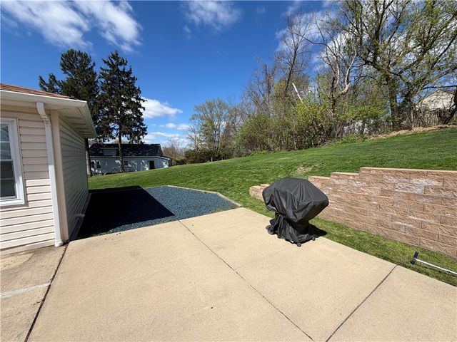119 Chambers Ln, North Strabane, PA 15317