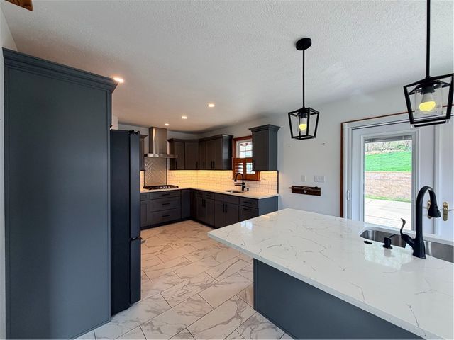 119 Chambers Ln, North Strabane, PA 15317