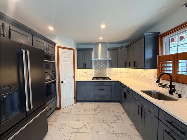 119 Chambers Ln, North Strabane, PA 15317