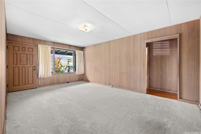 1018 2nd Avenue, Honolulu, HI 96816