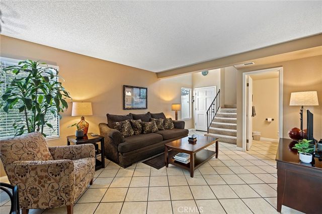 345 S Monte Vista, La Habra, CA 90631