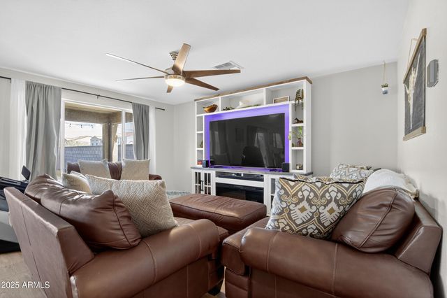 12526 W PALMAIRE Avenue, Glendale, AZ 85307