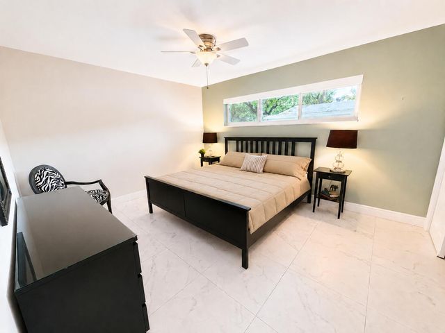 1502 SW 24th Street B, Fort Lauderdale, FL 33315