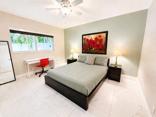 1502 SW 24th Street B, Fort Lauderdale, FL 33315