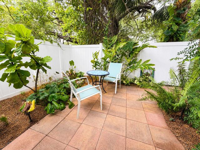 1502 SW 24th Street B, Fort Lauderdale, FL 33315