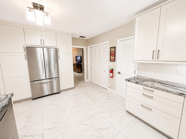 1502 SW 24th Street B, Fort Lauderdale, FL 33315