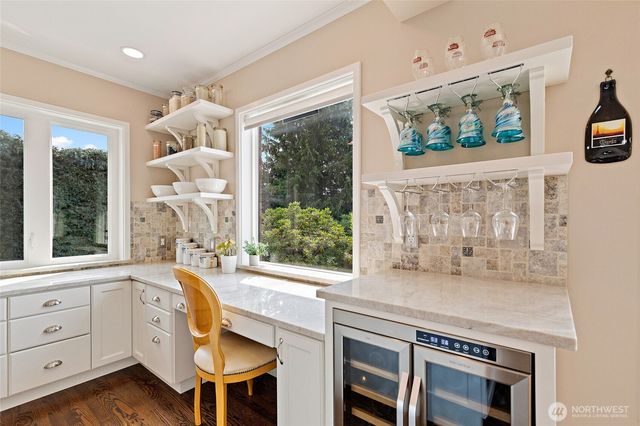 2131 NW 96th Street, Seattle, WA 98117